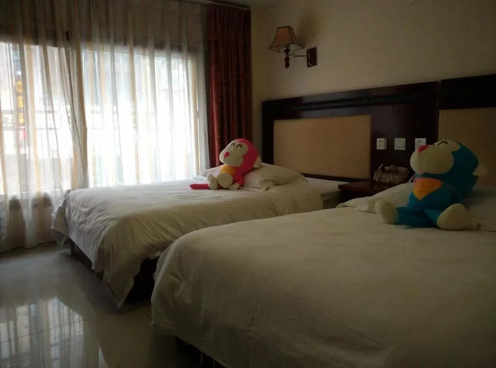Witty Monkey Hotel