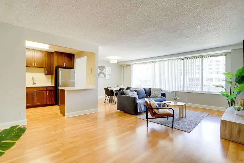 Amazing Br2 Bedroom Condo at Arlington