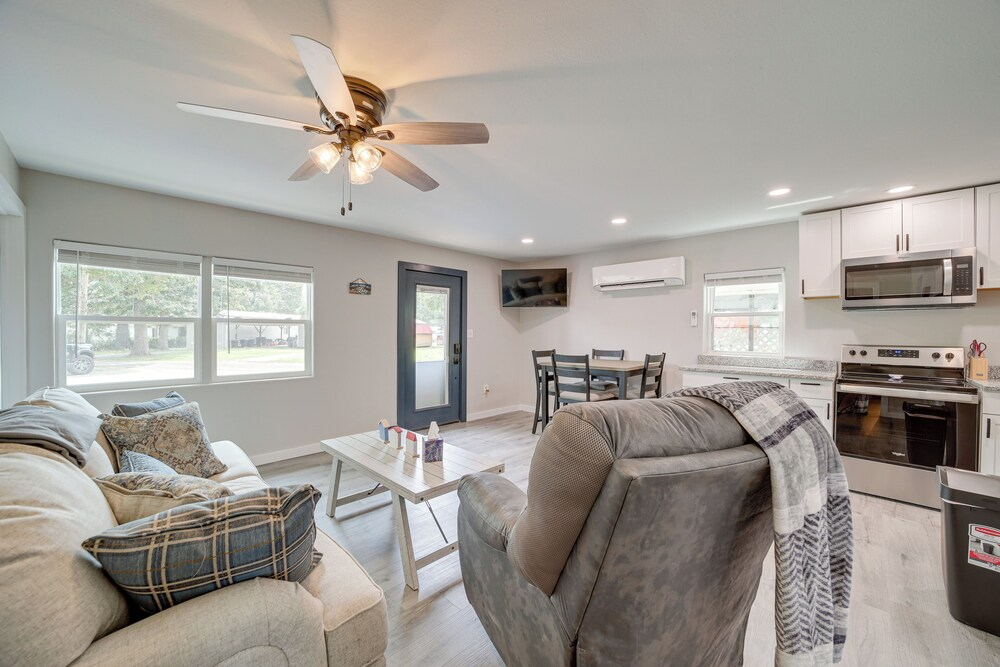 Waterfront Grove Retreat w/ Dock: 'cedar Ridge'