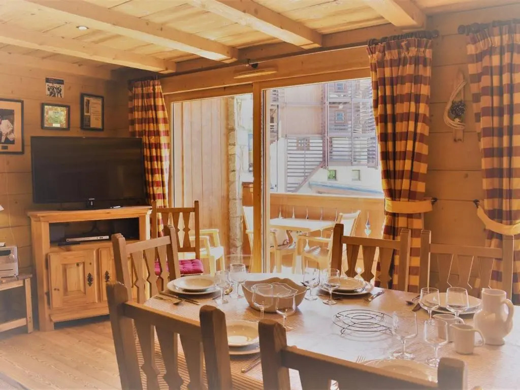 Appartement Méribel, 4 pièces, 8 personnes - FR-1-180-174