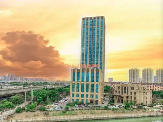 GreenTree Eastern Hotel (Wuxi New District Holiday Plaza)