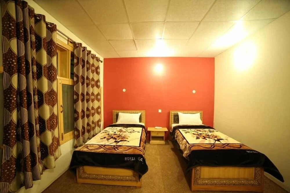 Eden Lake View Hotel