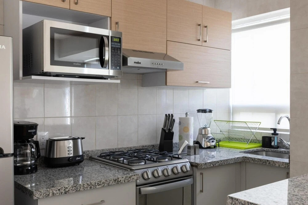 1 BR Apt Perfect for Digital Nomads