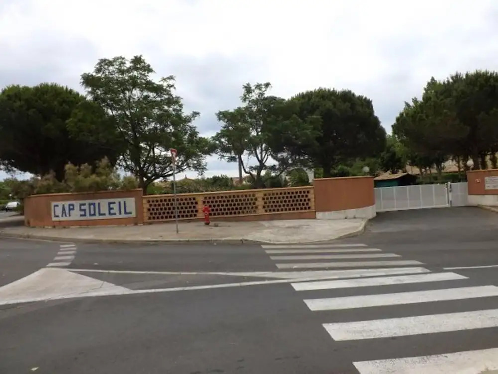 House with 2 Bedrooms in Vendres, with Shared Pool And Furnished Terrace - 300 M From the Beach