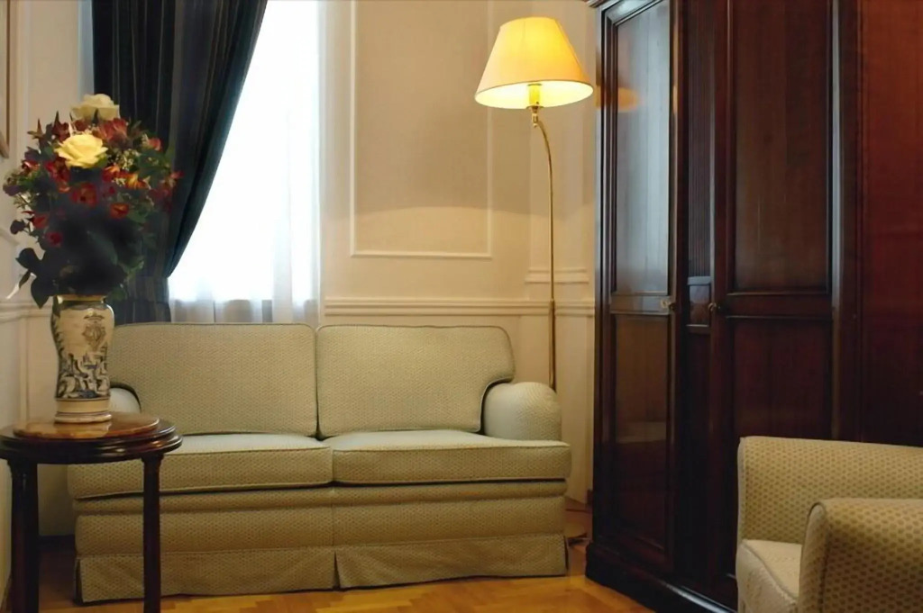 Hotel Flora