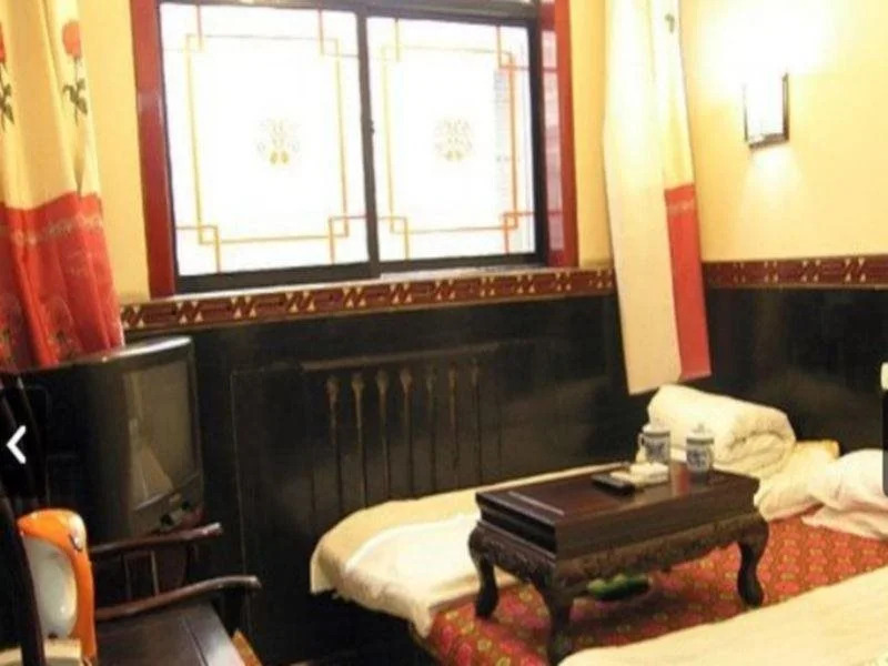 Long Ding Sheng Hotel