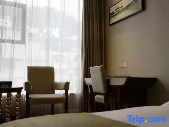Luyuan Hotel Along the River