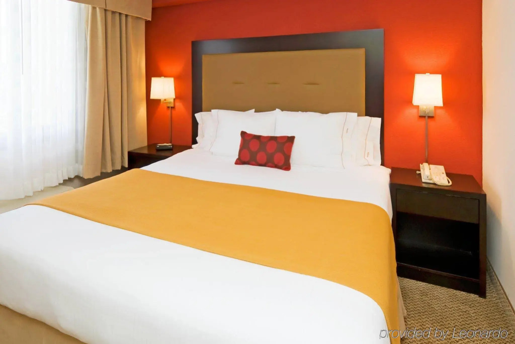 Holiday Inn Express Hotel & Suites Kendall East-Miami by IHG