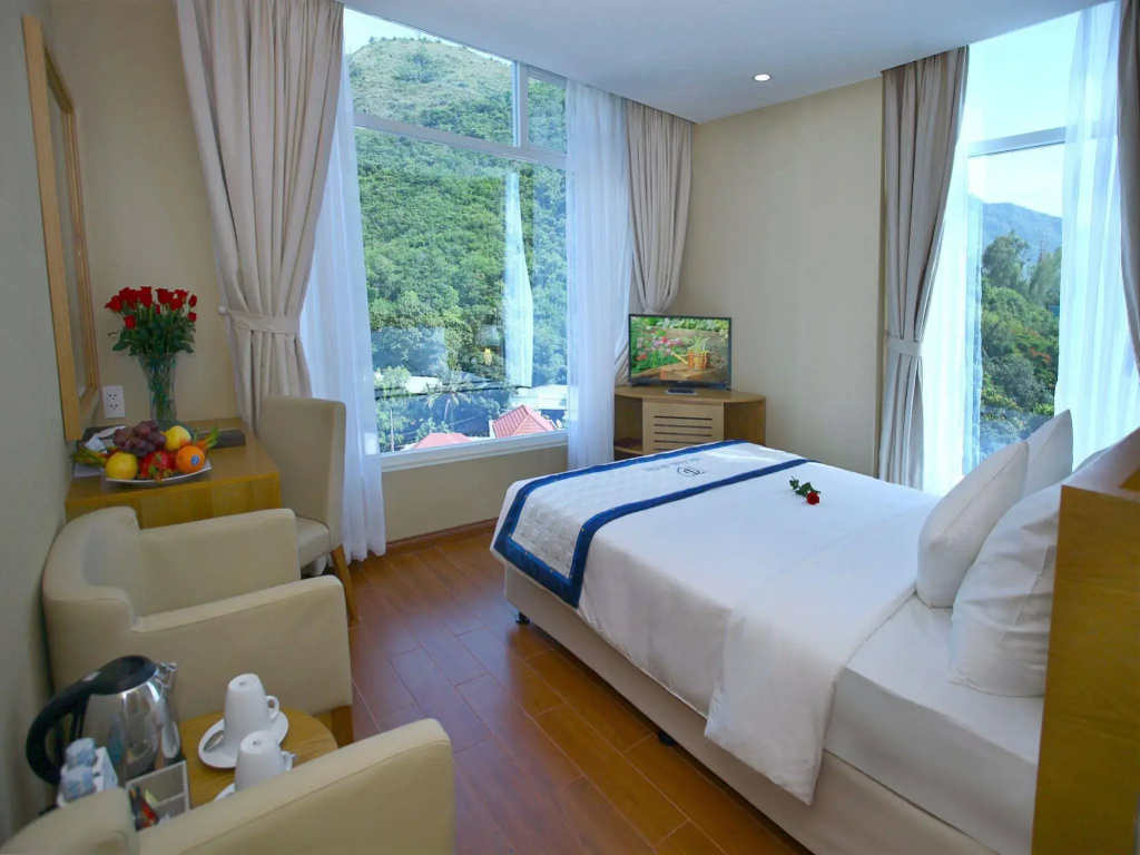 Glamour Hotel Nha Trang
