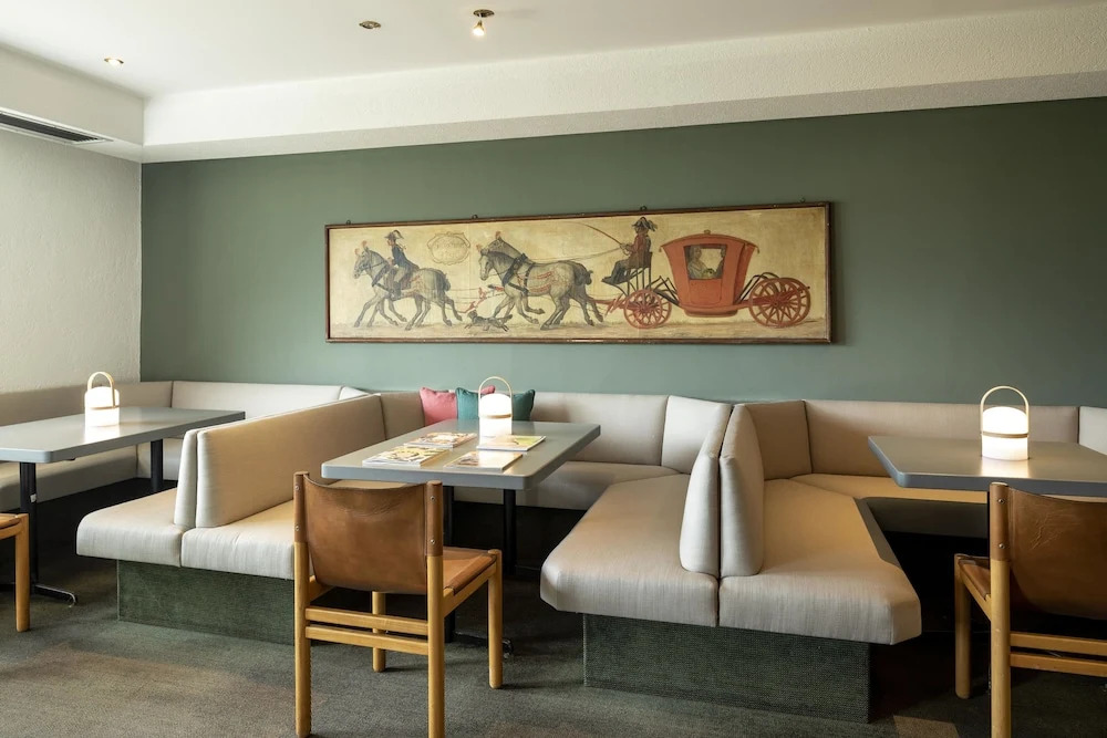 Paulus Apartments