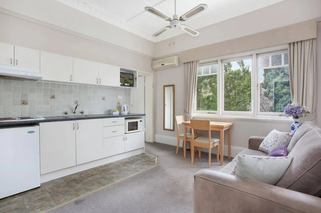 Boronia Lodge Burwood