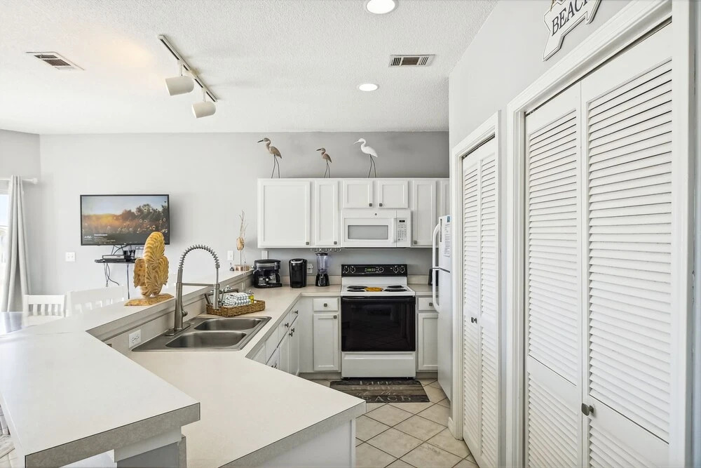 Sandpiper Cove 9210 1 Bedroom Condo by RedAwning
