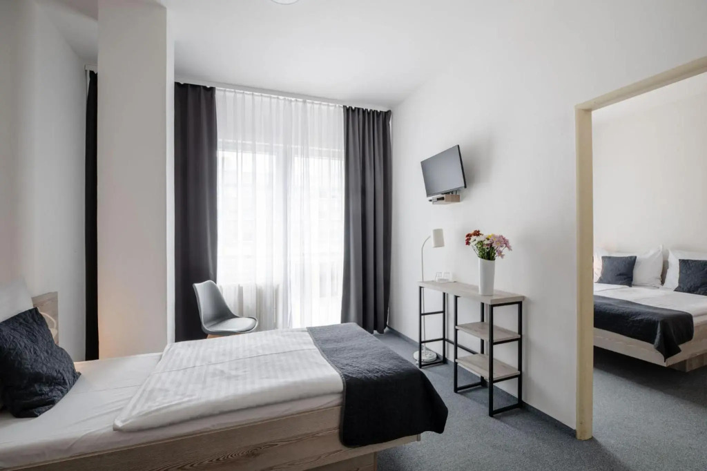 Hotel Metropol CB