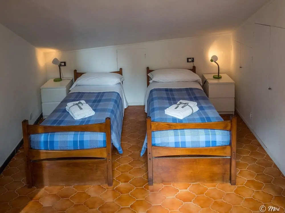 El Nin Apartment with Terrace & AC
