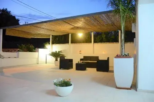 Leca's House