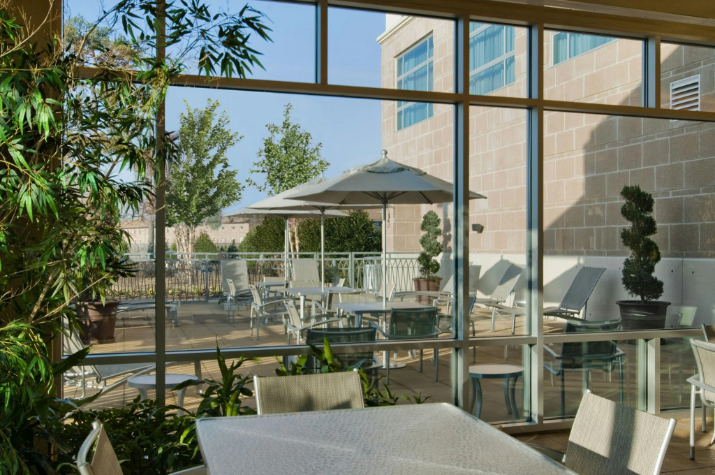 Embassy Suites by Hilton Hampton Convention Center