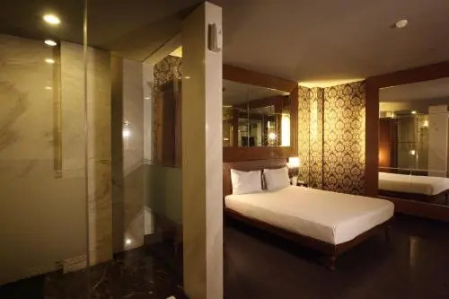 Illigals Hotel