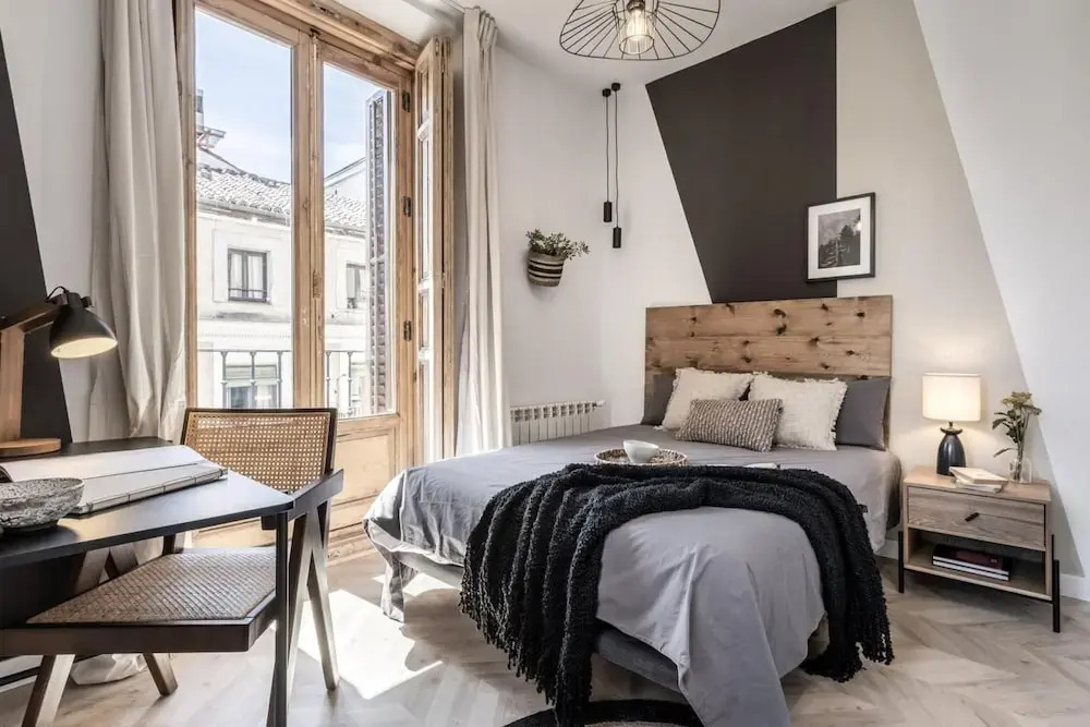 Broto - 4 Bedrooms in Malasa a