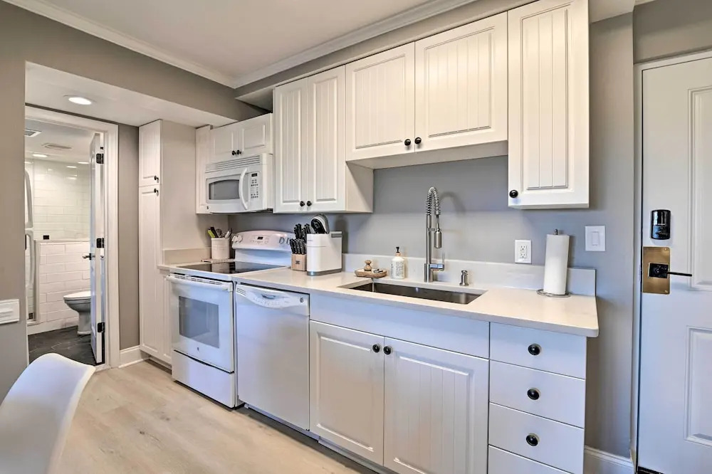 Summerhouse Villas Condo With Resort Amenities!