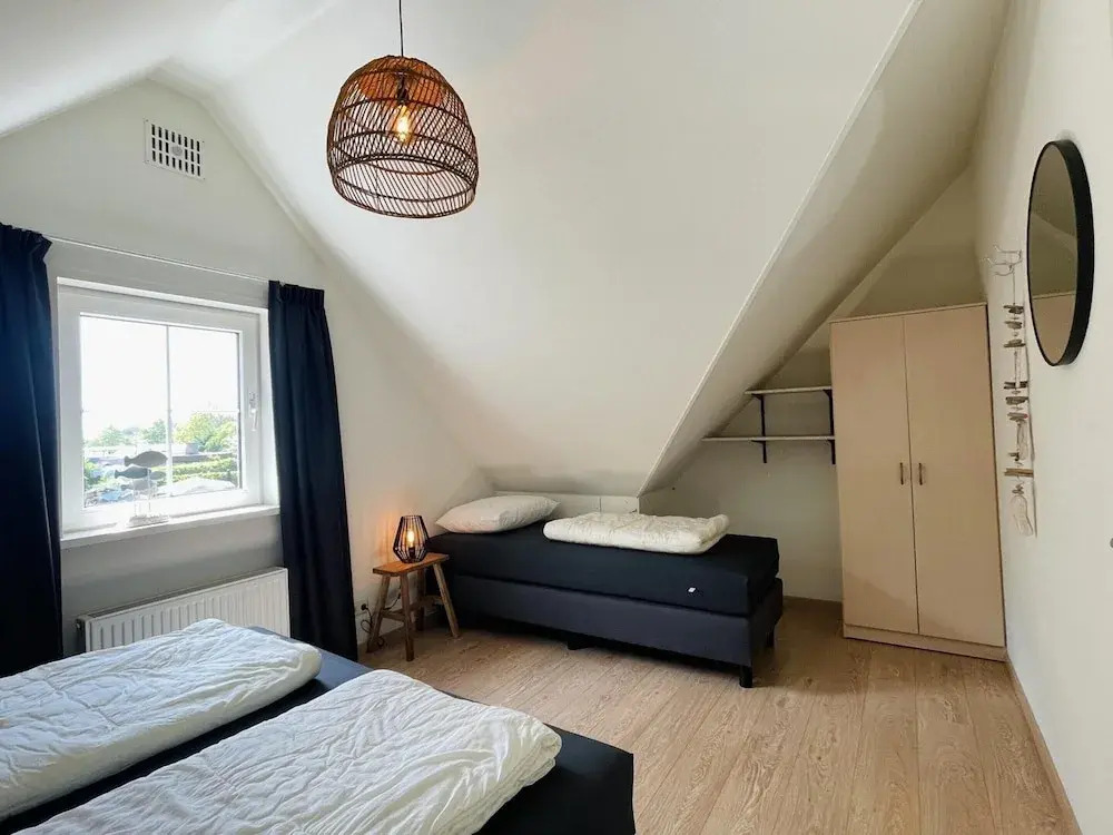 3-person Apartment Near Forest