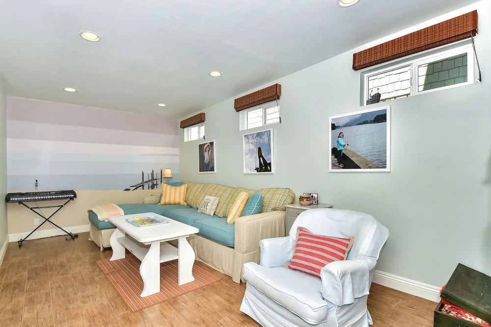 319 Coronado 68183 by RedAwning