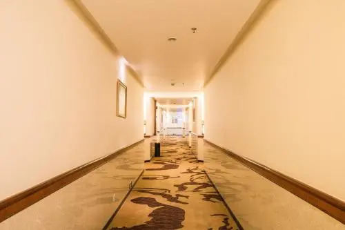 James Joyce Coffetel Hotel Guangzhou Xiaoping Metro Station