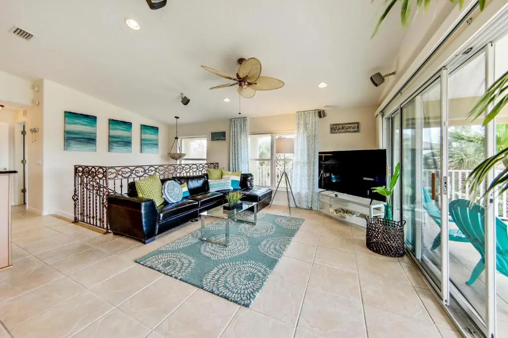 Oasis by the Sea Beach Front Community - Luxurious Pool Spa Home with Waterfall - Sleeps 10 - Come