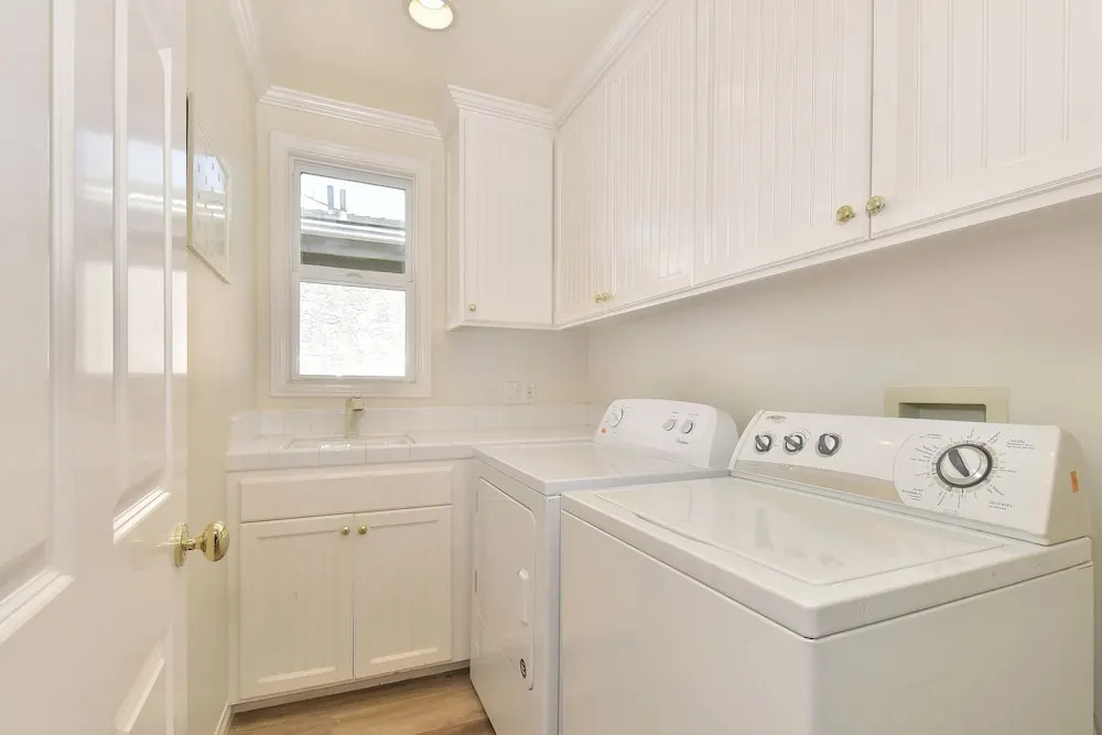 1904 W Ocean Front Grec 3 Bedroom Home