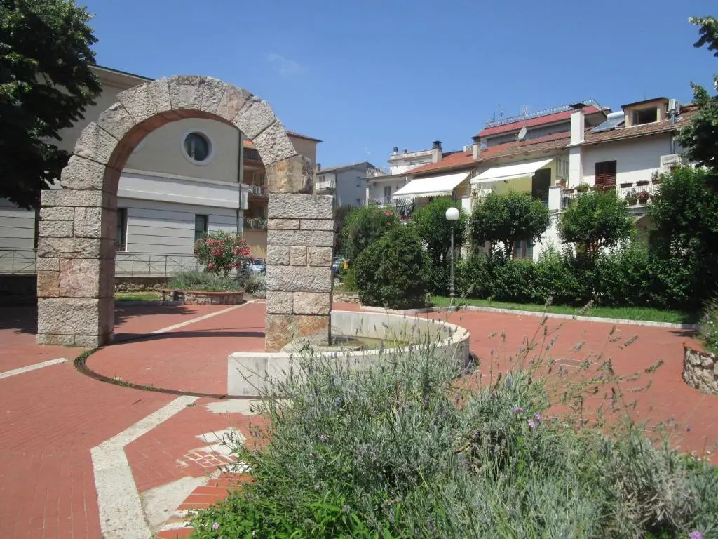 Universal Apartments Itri C