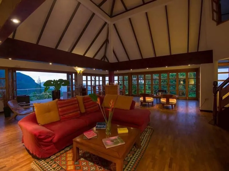 Copolia Lodge