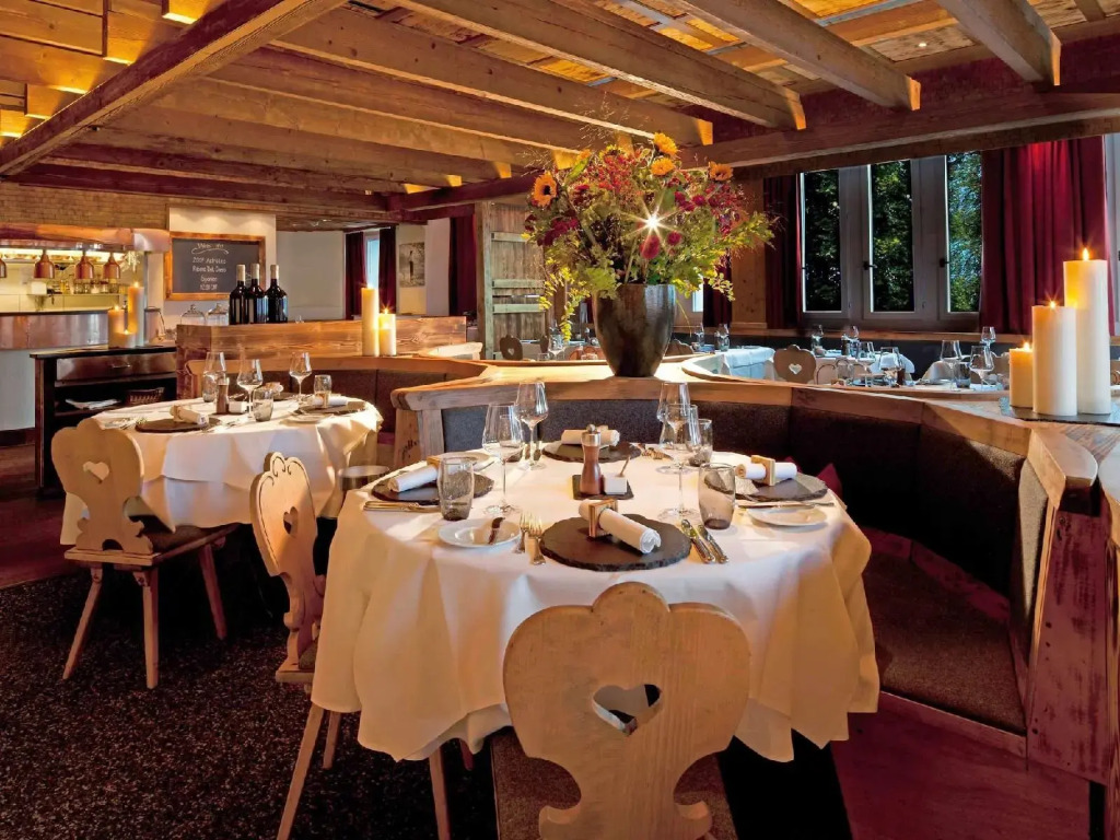 Mövenpick Hotel Zurich Airport