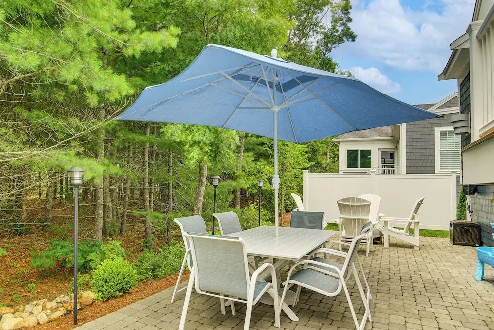 2 Mi to Public Beach! Cape Cod Gem w/ Fire Pit