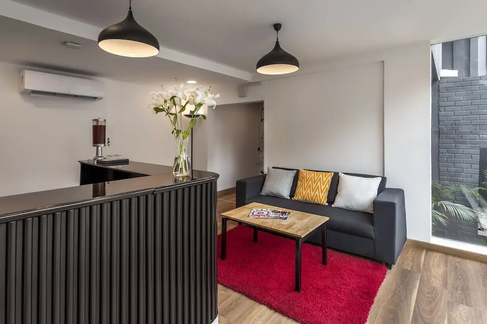 OYO Townhouse 007 Indiranagar