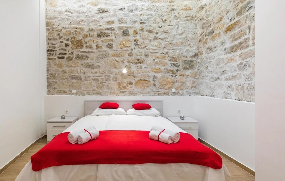Nice Apartment in Kastel Sucurac With Wifi and 2 Bedrooms