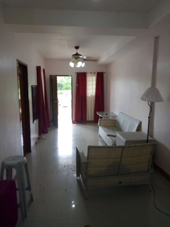 AV7 Guest House
