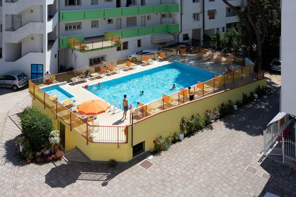 Residence La Pigna in Rosolina Mare, the structure is in the central area, nearby the services, the-La Pigna SUD 17