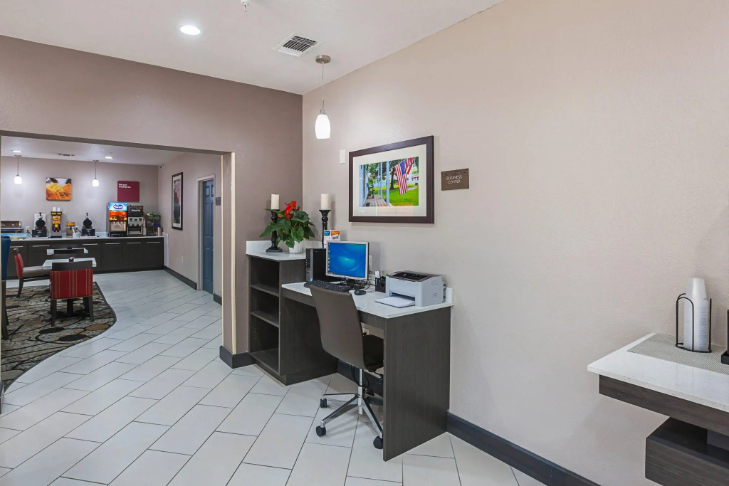 Comfort Suites Lewisville - Dallas