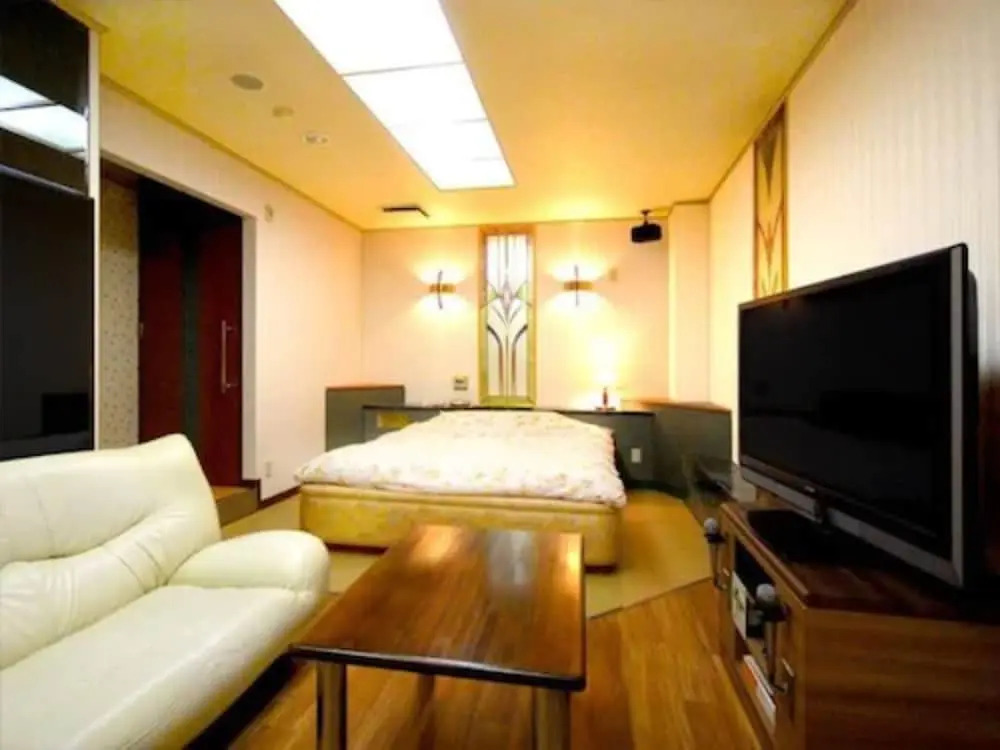 Hotel.COM