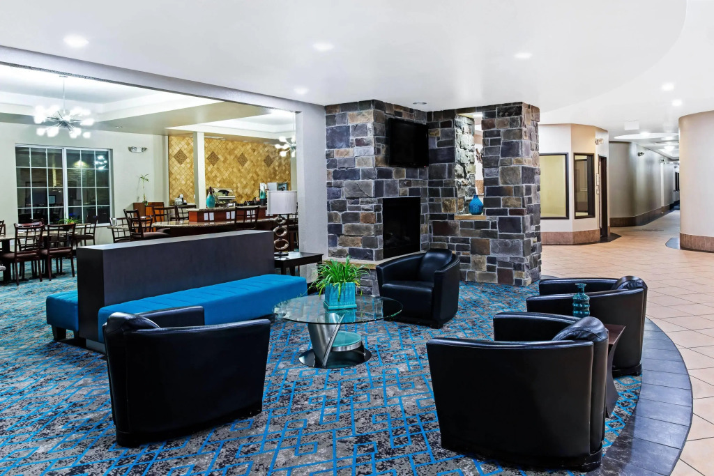 La Quinta by Wyndham Denver Gateway Park