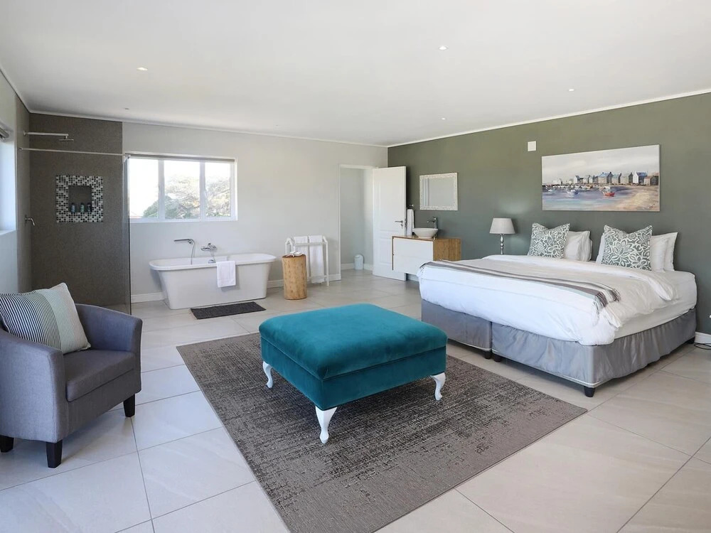 269 on Main Holiday Home