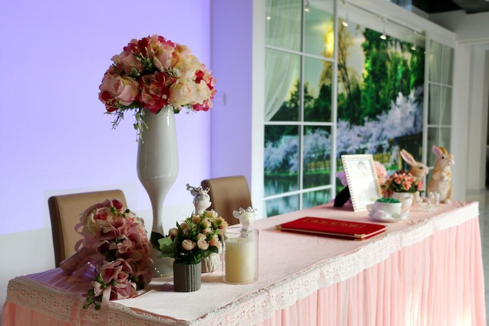 Bridal Tea House - Zhi Fu