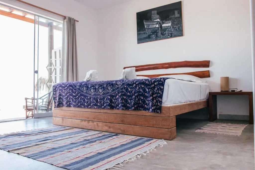 Baja Canoas Hotel
