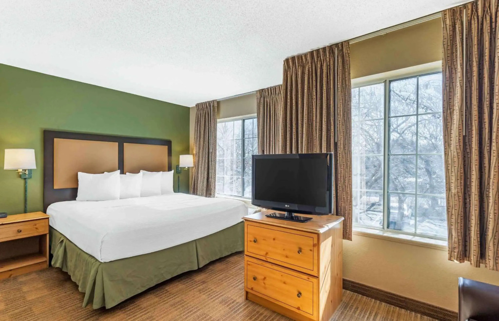 Extended Stay America Select Suites - Chicago - Naperville - East
