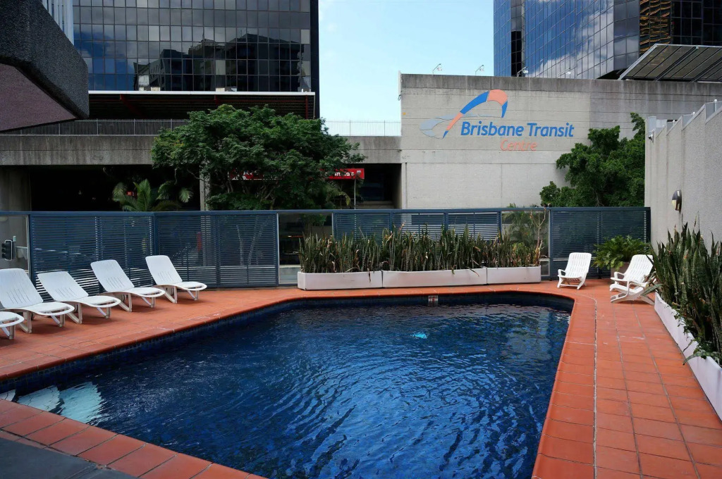 Abbey On Roma Hotel & Apartments