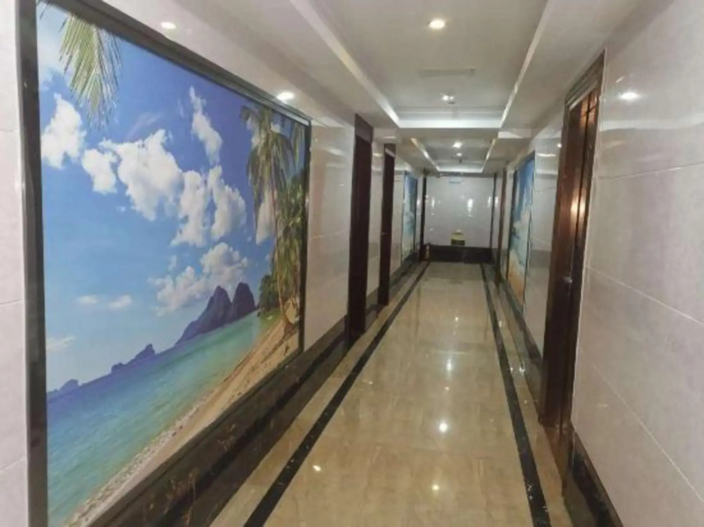 Yangjiang Dongping Holiday Hotel