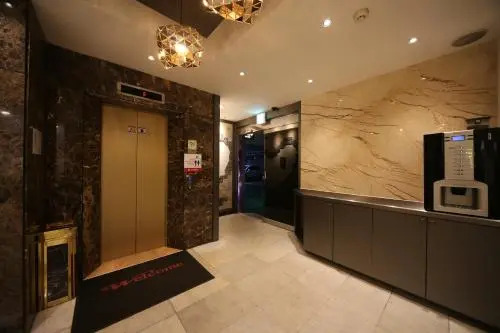 Hotel Midas