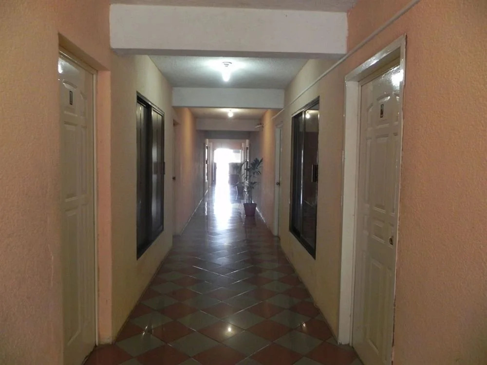 Hotel Revolucion