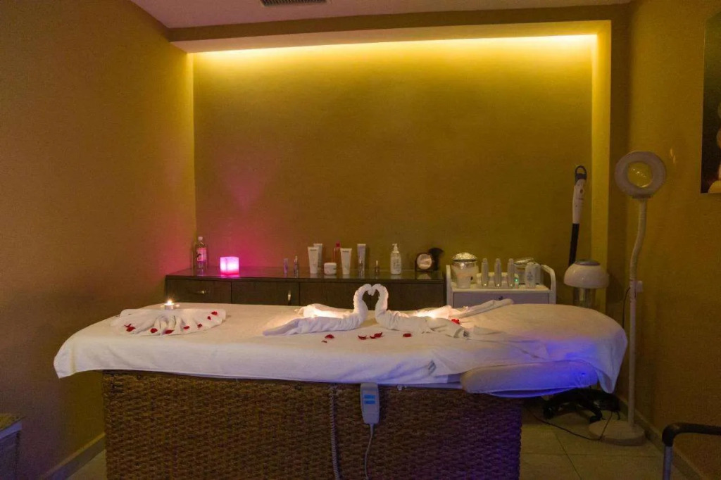 El Oumnia Puerto & Spa