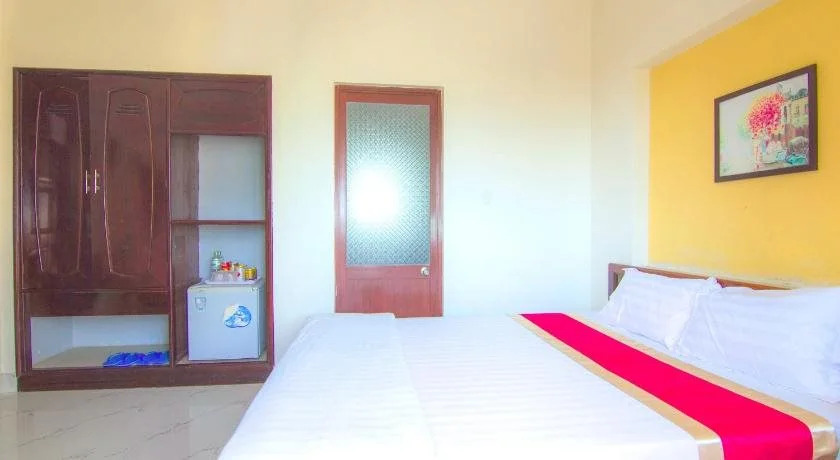 Nam Viet Hotel
