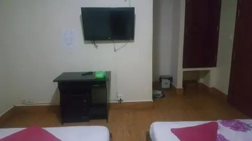 Sambathmeas Guesthouse Chom Chao